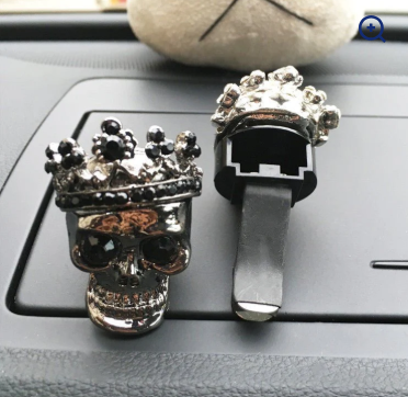 Retro Metal Skull Car Vent Perfume